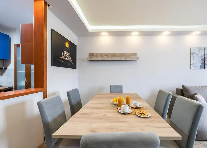 M & M Arena Apartmán